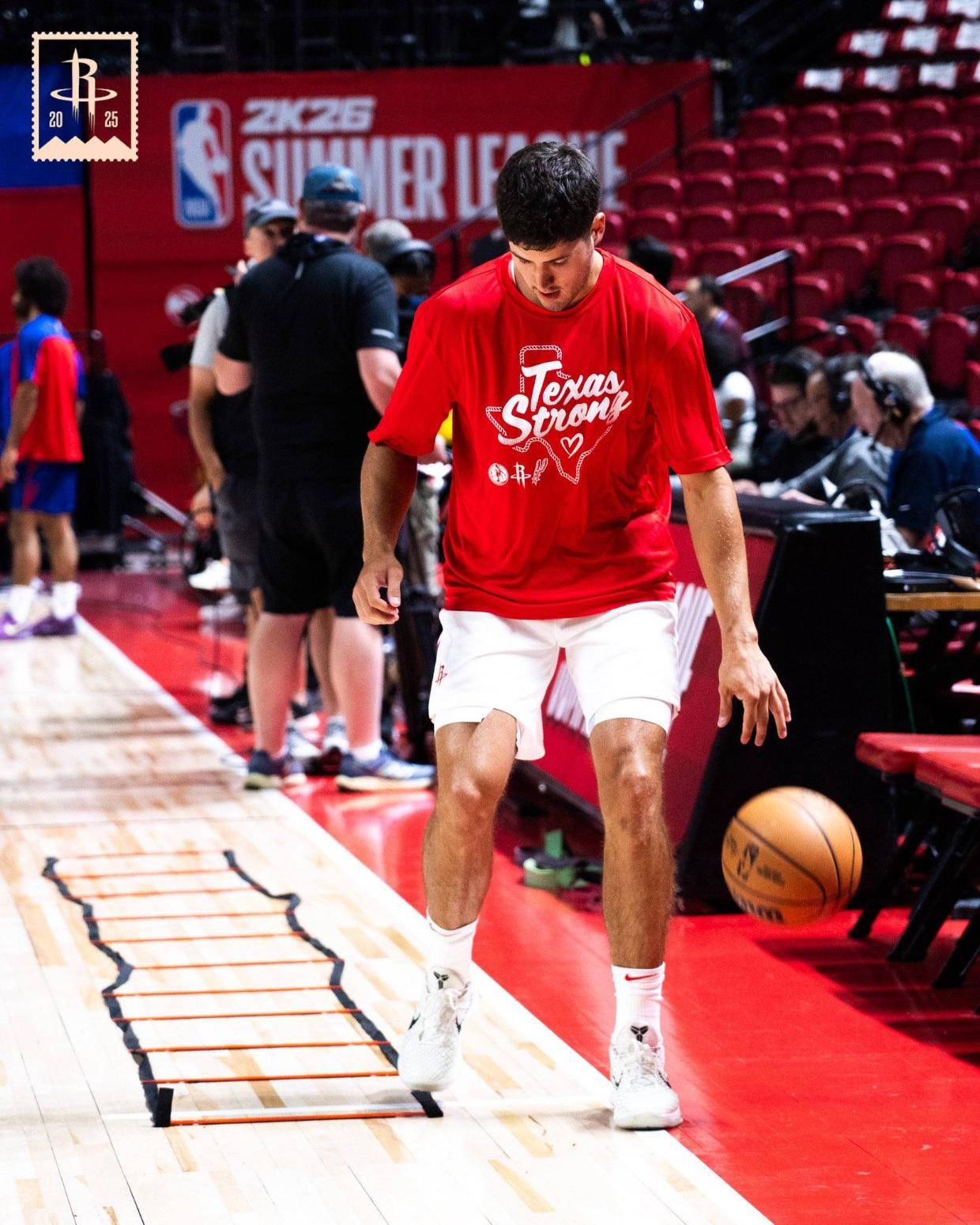 夏联综述：谢泼德低迷火箭输球 萨尔8帽改写历史