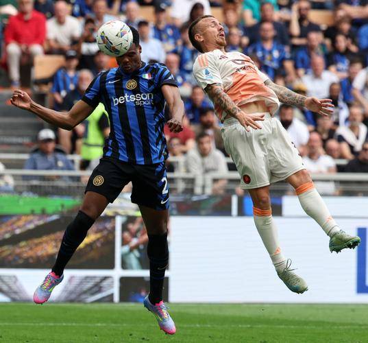 罗马主场迎战国际米兰,双雄争霸谁主沉浮?