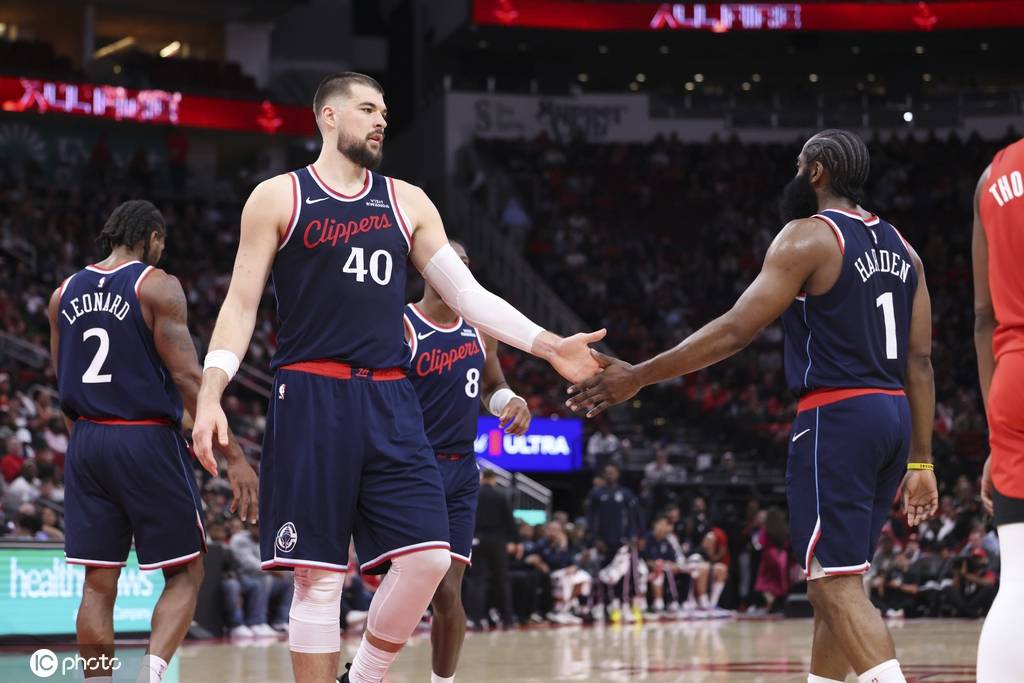 曝凯尔特人等多队有意祖巴茨 快船至少要价两个首轮